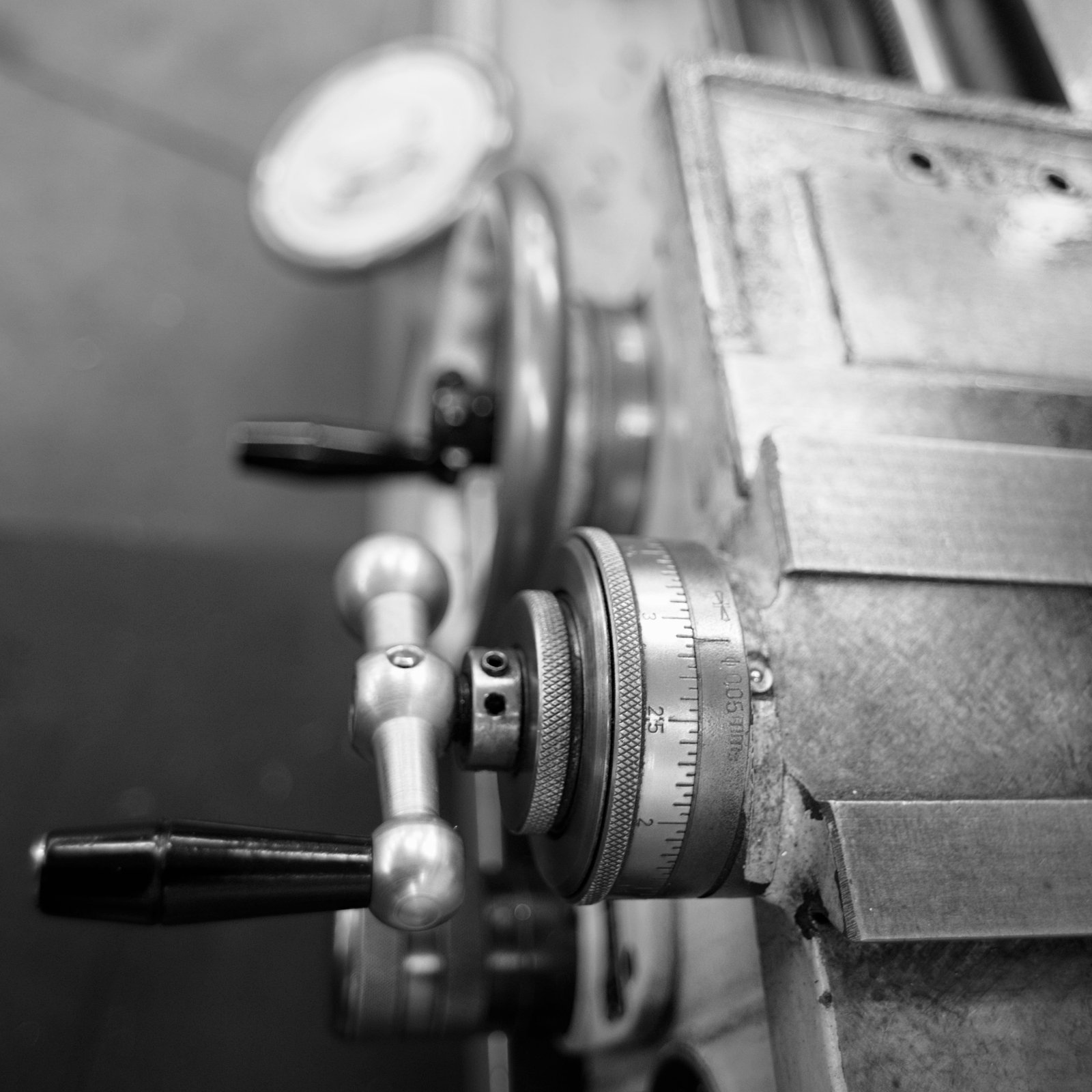 Heavy Equipment & Machinery